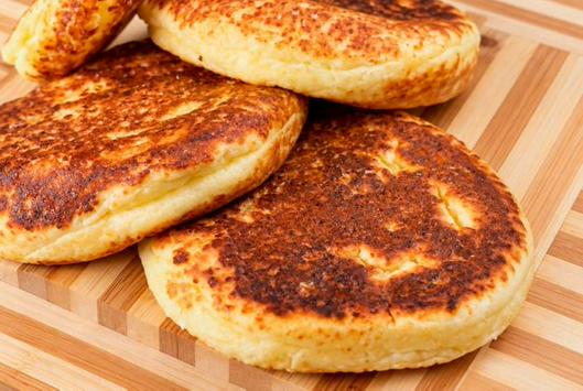 Arepitas de almojábana: receta tradicional colombiana, origen e ingredientes clave para prepararlas en casa