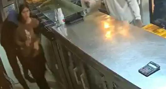 ¿Quién es la joven secuestrada en panadería? Hay hipótesis del grupo que la habría raptado