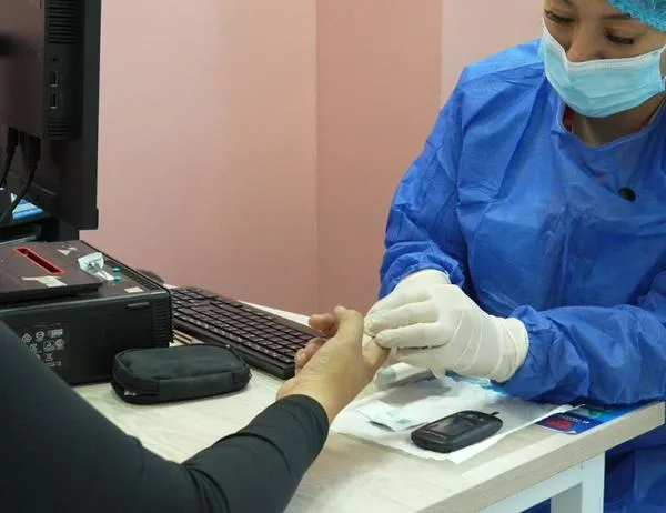 Conoce los exámenes para detectar el cáncer de mama y cuello uterino y controlar enfermedades crónicas en Bogotá 