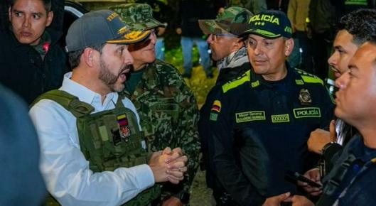 "Madrugada movida": presidente De la Espriella anuncia bombardeo y operación exitosa; dará detalles