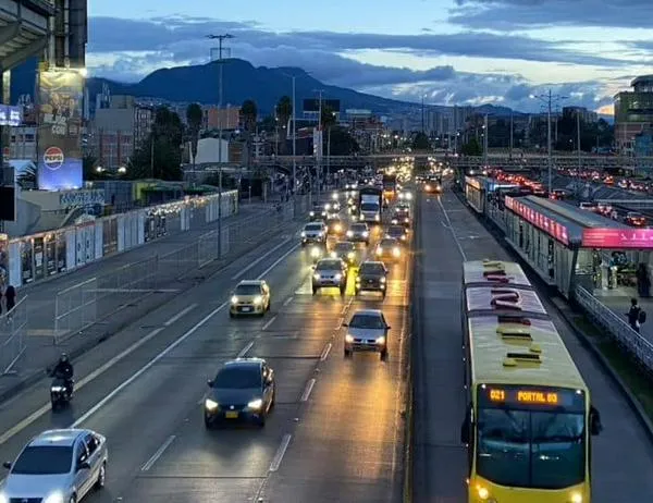 Rutas de TransMilenio para llegar o salir del concierto de Ryan Castro en El Campín en Bogotá  