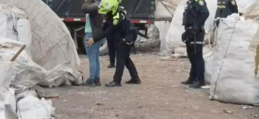 Operativo policial en Kennedy: capturas, decomiso de armas y cierres de establecimientos en Bogotá