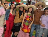 Las plazas de mercado de Bogotá se llenan de sabor y tradición en Halloween 