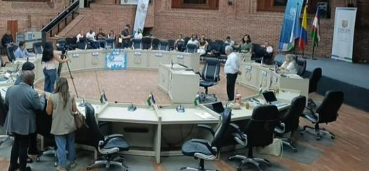 Cali renovará cuatro sedes educativas en 2027 para beneficiar a estudiantes de la zona de expansión, Obrero y La Campiña