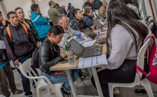 Jornada presencial de empleo en Bogotá: más de 600 vacantes en diversos sectores este 30 de octubre