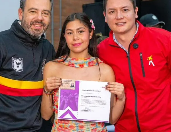 300 mujeres de Santa Fe recibieron su licencia de conducción para ampliar sus oportunidades 
