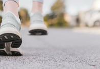 ¿Por qué deberías caminar después de comer? Beneficios para tu metabolismo