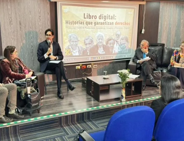 FONCEP celebra 20 años de historia y presenta una publicación sobre la evolución de la seguridad social en Bogotá 