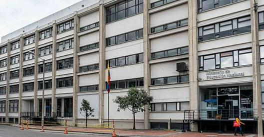 Gobierno de Colombia estudia fusionar los ministerios de Educación y Ciencia en una reforma para reducir el número de entidades estatales