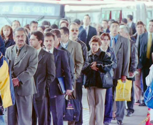 Transmilenio: un viaje de 25 años entre la ilusión y el desencanto